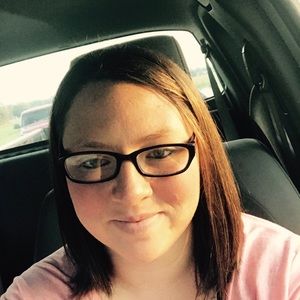 Meet your Posher, Savannah